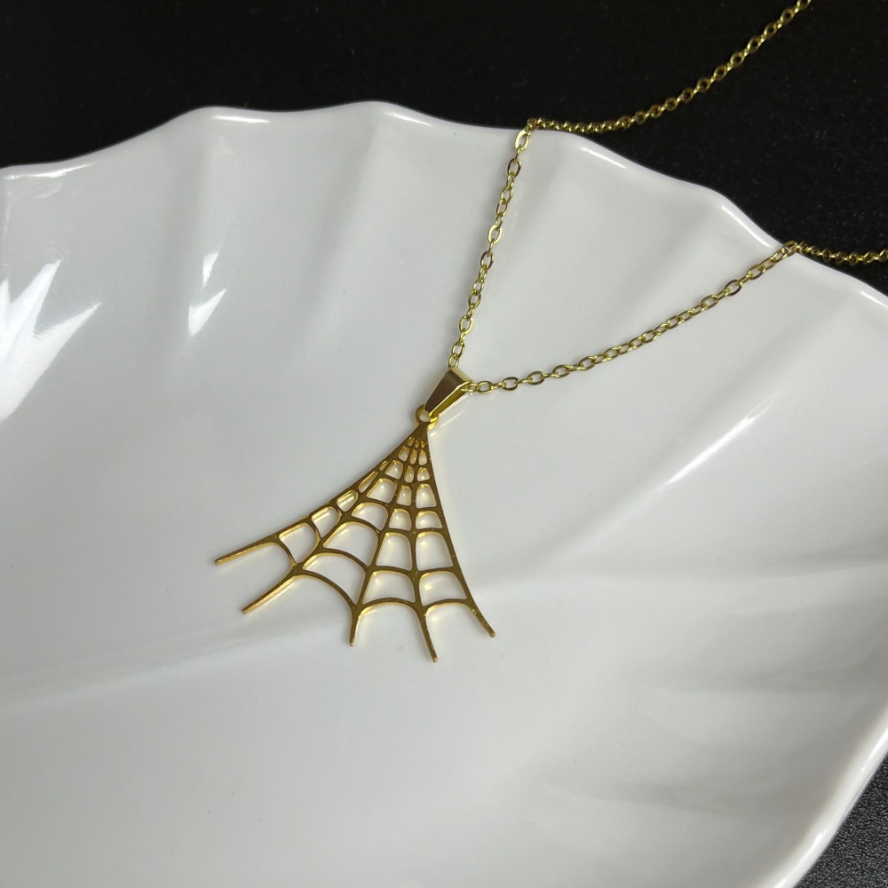Stainless Steel Necklace Spide - Men'S Fashion Today recension och pris